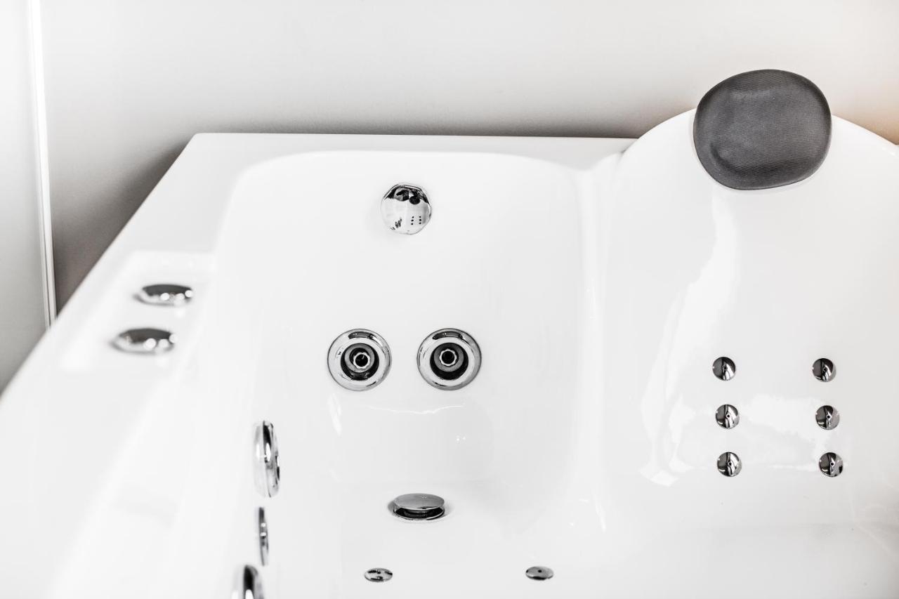 Hotel Du Commerce オーストブルグ エクステリア 写真